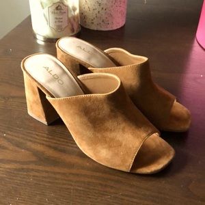 ALDO Tan faux suede mules w/ block heel